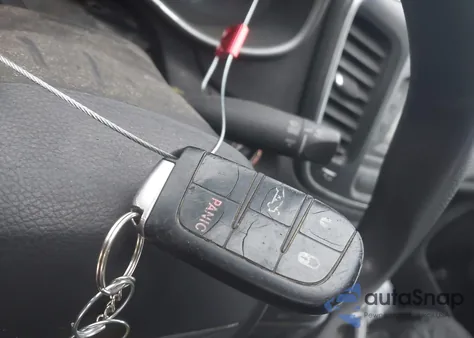 2015 Chrysler 200 Limited из США, поврежденный, VIN 1C3CCCAB7FN602089